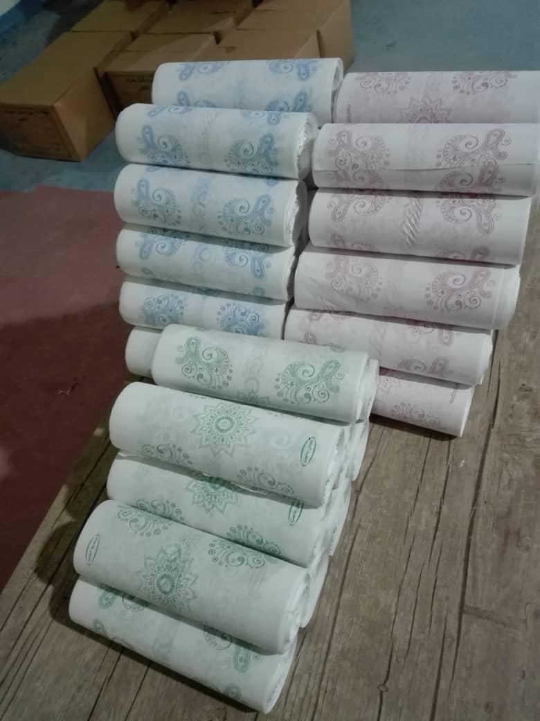 سفره یکبار مصرف هستش بصورت متری برای مصرف کننده و طاقه های ۵۰تا ۱۰۰کیلویی برای تولیدها