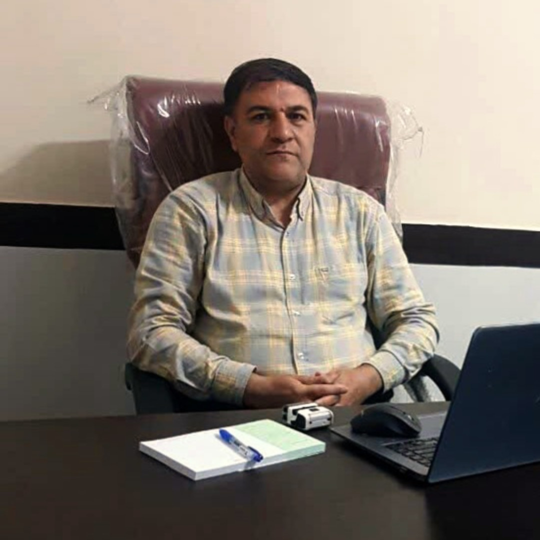 دکتر عبدالرضا ماهروئی بورد فوق تخصص گوارش و کبد از دانشگاه تهران ،
فلوشیپ گوارش و کبد از دانشگاه گراتس اتریش ، عضو هیئت علمی دانشگاه